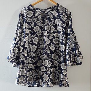 143 Story By Line Up Floral Keyhole Blouse Small